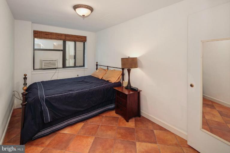 3901 Tunlaw Road Northwest, Unit 101 Washington, DC 20007 - Photo 3 of 27 Bedroom (Master)