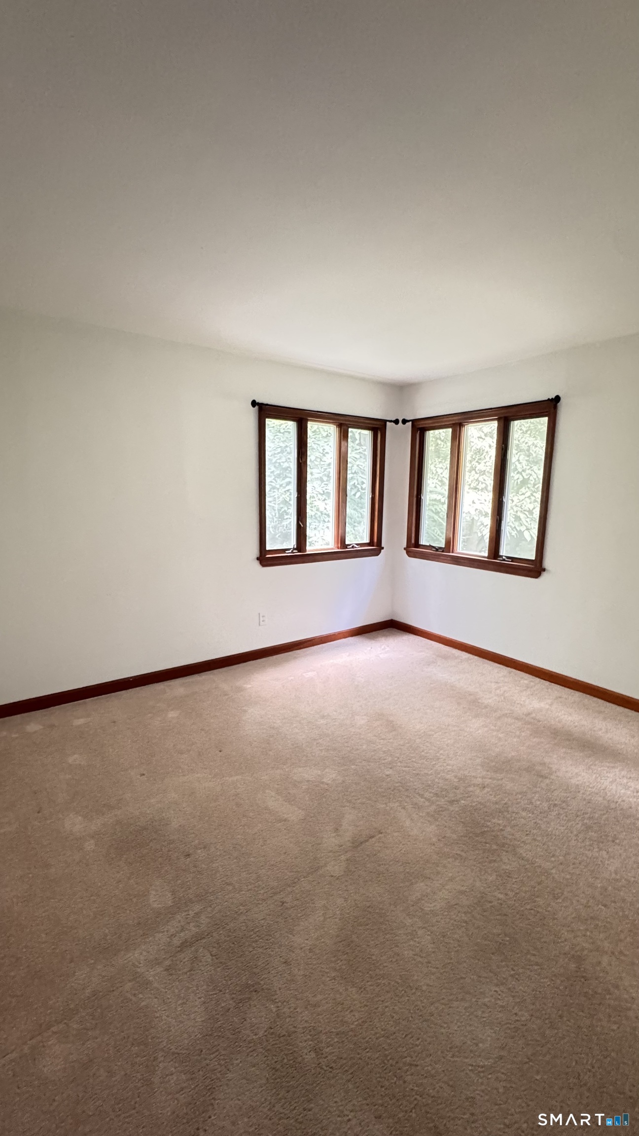 8 Midwood Road Norwalk, CT 06851 - Photo 12 of 23