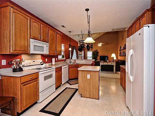6601 Reedy Creek Road Charlotte, NC 28215 - Photo 8 of 16