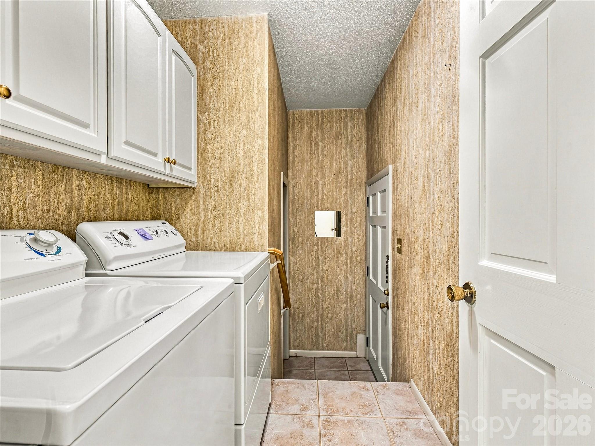 175 Robinhood Road Asheville, NC 28804 - Photo 43 of 48 Gallery Image 43