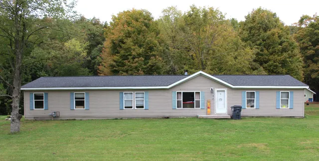 $240,000 | 18242 32nd Street, Gobles, MI 49055