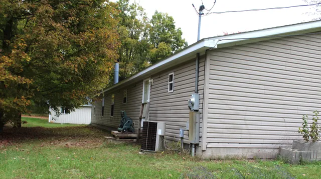 $230,000 | 18242 32nd Street, Gobles, MI 49055