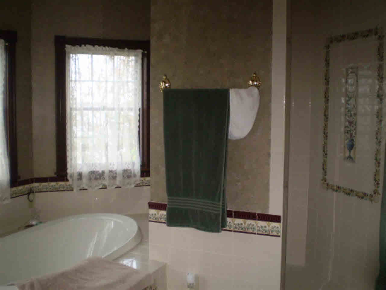 12125 North Ogden Point Road Syracuse, IN 46567 - Photo 17 of 25 Gallery Image 17