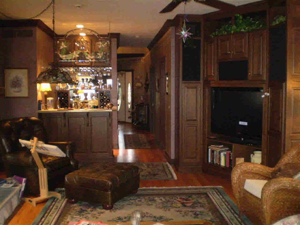 12125 North Ogden Point Road Syracuse, IN 46567 - Photo 10 of 25 Gallery Image 10