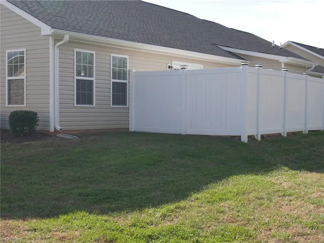 $1,395 | 3225 Hyde Pl Circle, Winston-Salem, NC 27103