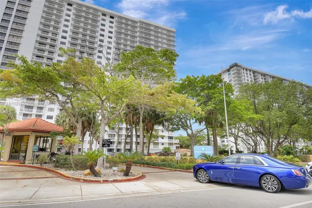 a car parked in front of a building
