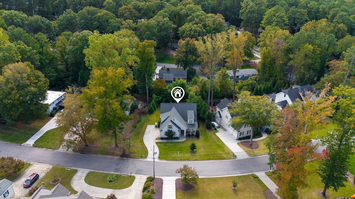 809 Macon Place Raleigh, NC 27609 - Photo 3 of 3 Photo 3