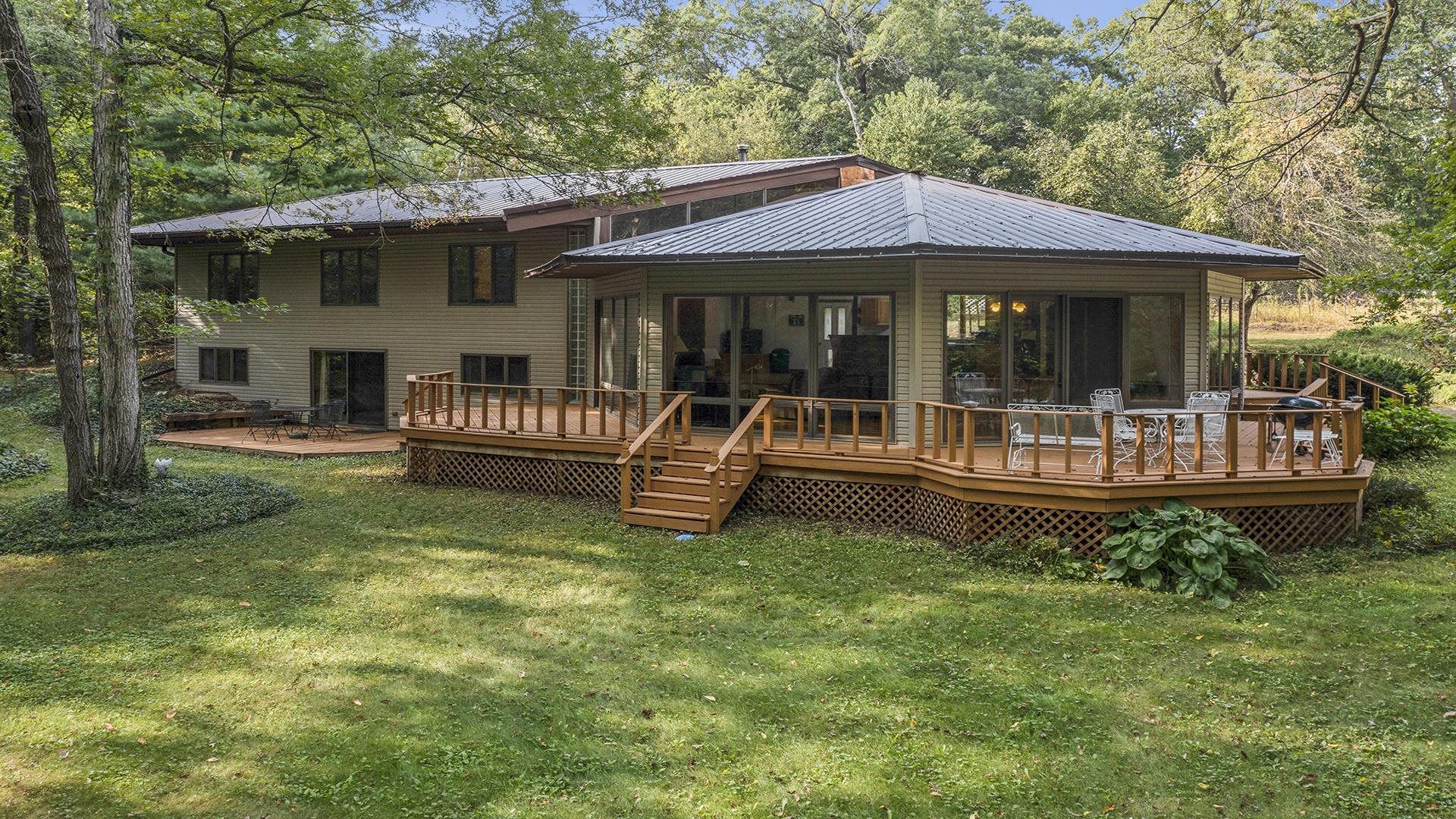 930 East Old Wagon Road Byron, IL 61010 - Photo 1 of 37 Gallery Image 1
