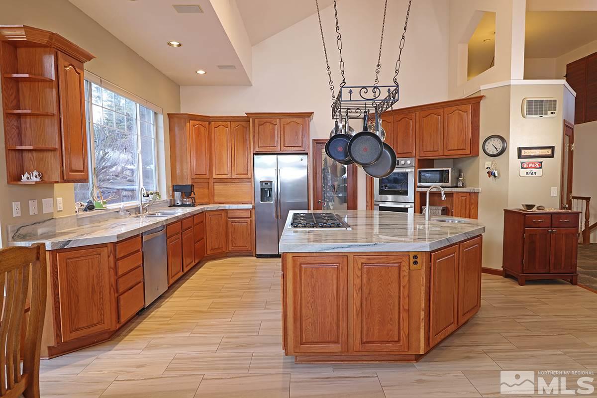 173 Nottingham Court Reno, NV 89511 - Photo 8 of 31 Photo 8