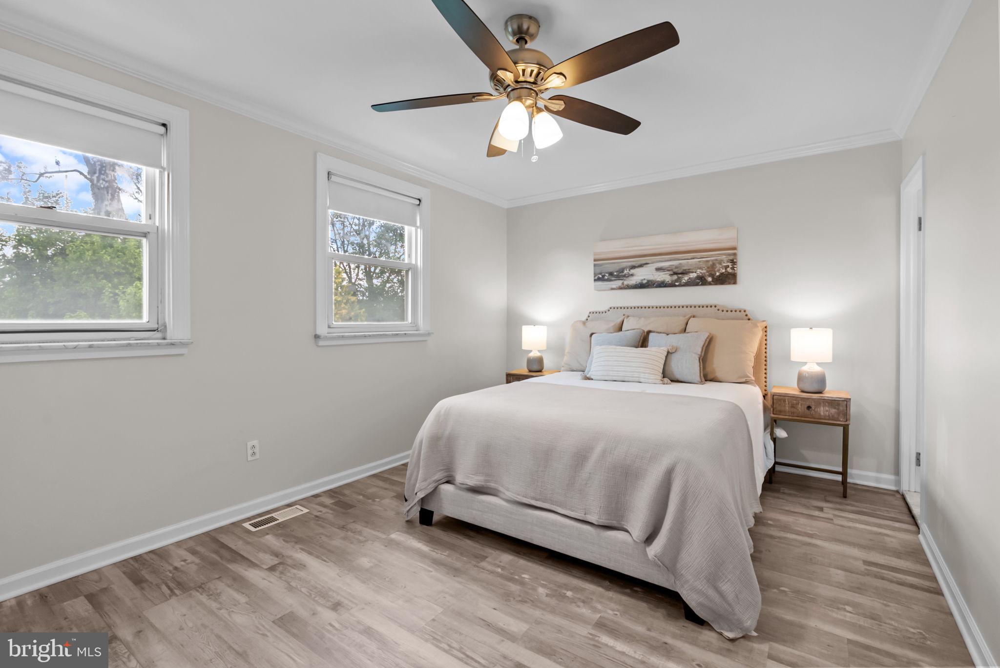 7326 Hill Road Philadelphia, PA 19128 - Photo 17 of 37 Gallery Image 17