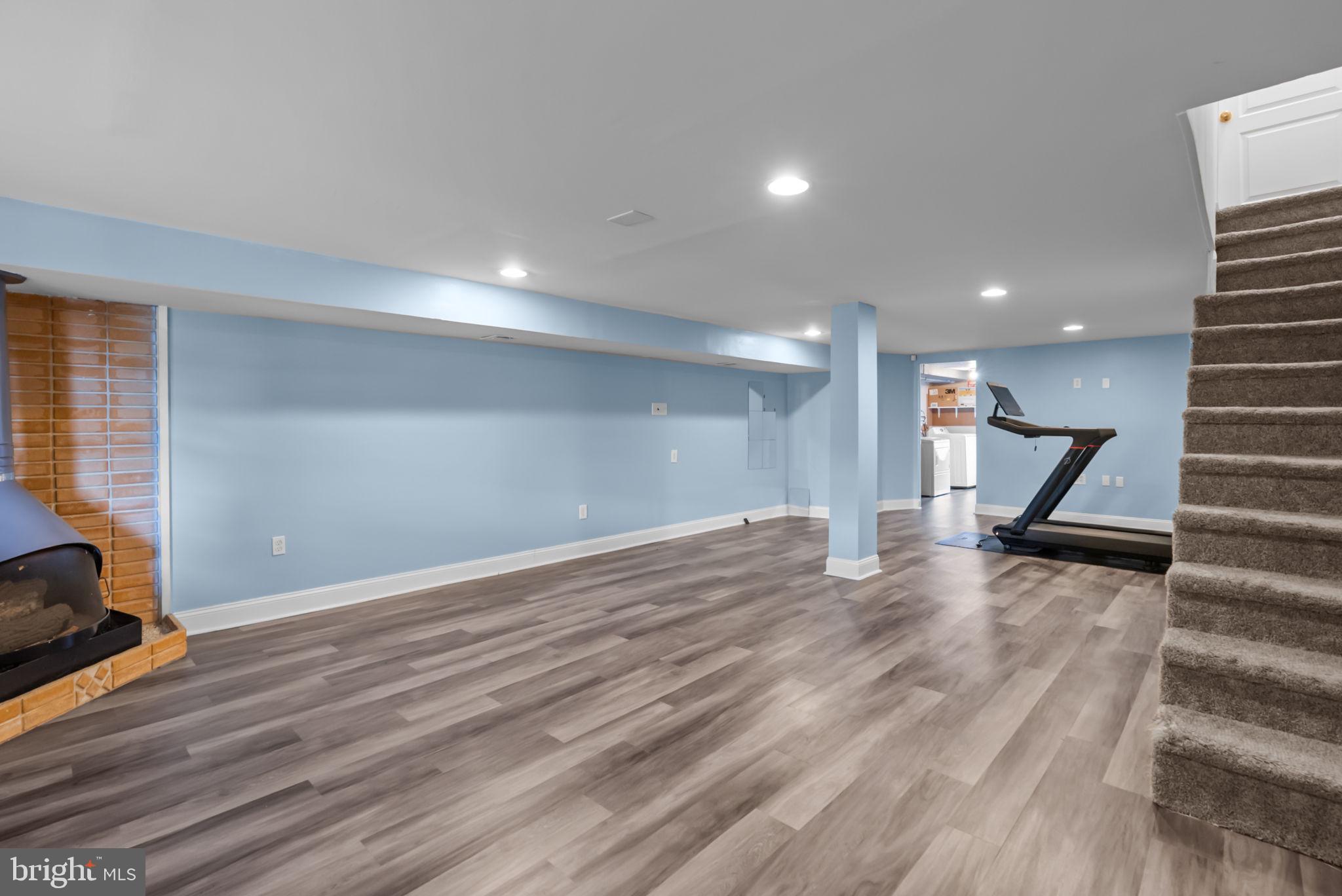 7326 Hill Road Philadelphia, PA 19128 - Photo 27 of 37 Gallery Image 27