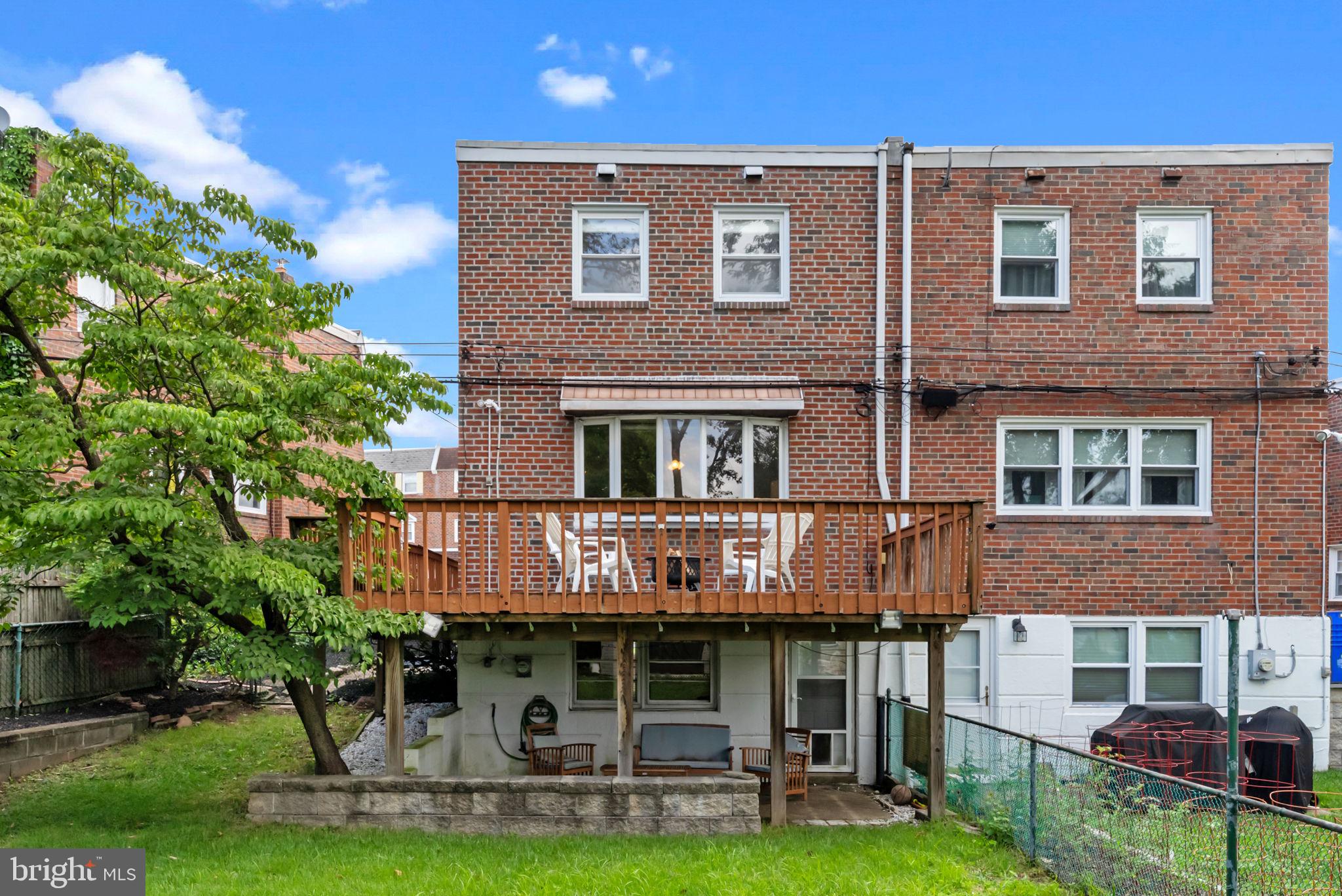 7326 Hill Road Philadelphia, PA 19128 - Photo 30 of 37 Gallery Image 30