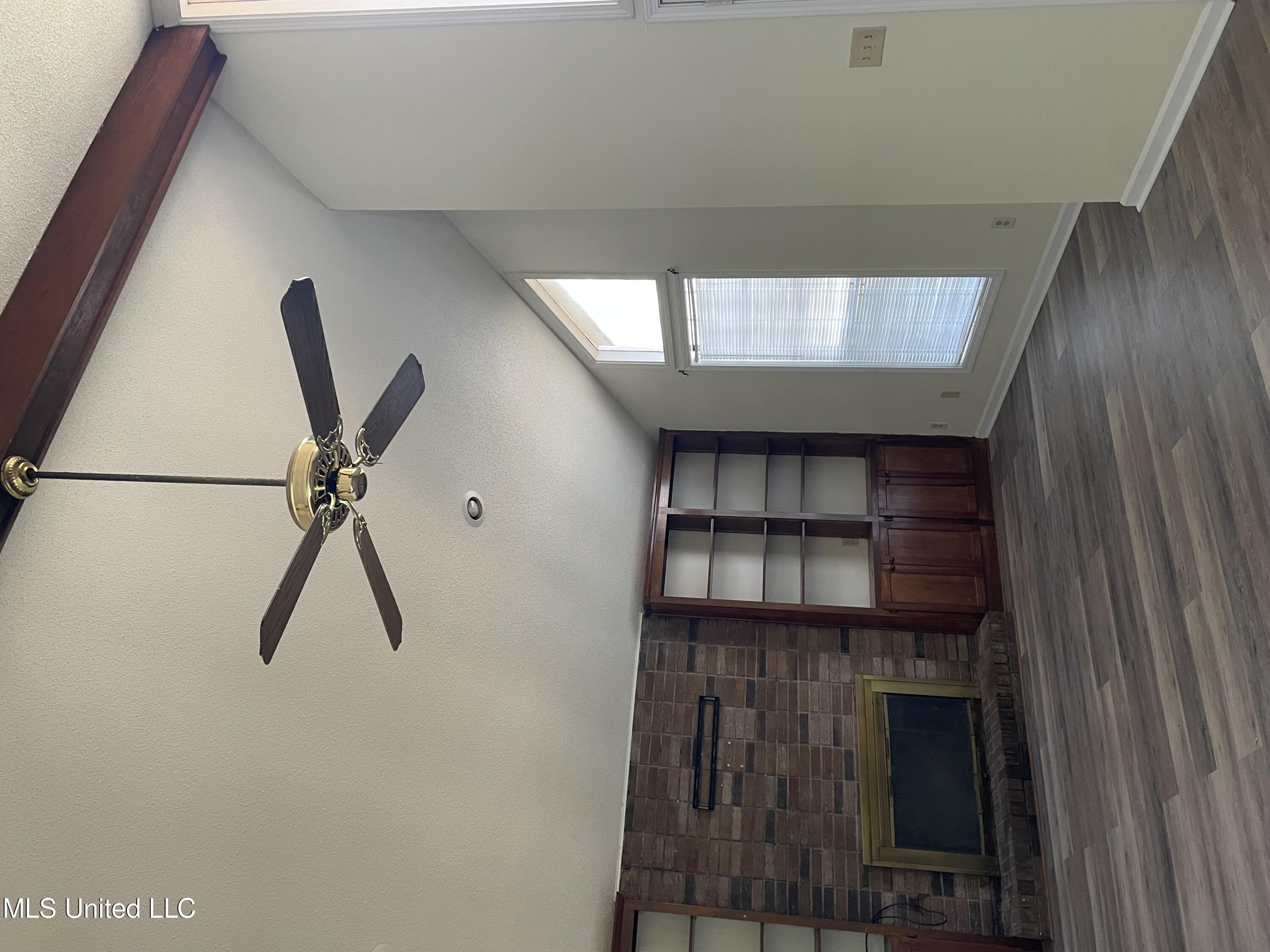 2524 Witchtree Road Greenville, MS 38701 - Photo 8 of 19 IMG_1576
