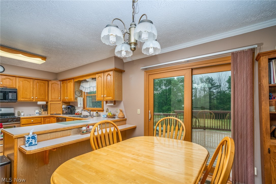 4204 Homeworth Road Homeworth, OH 44634 - Photo 10 of 30 Gallery Image 10