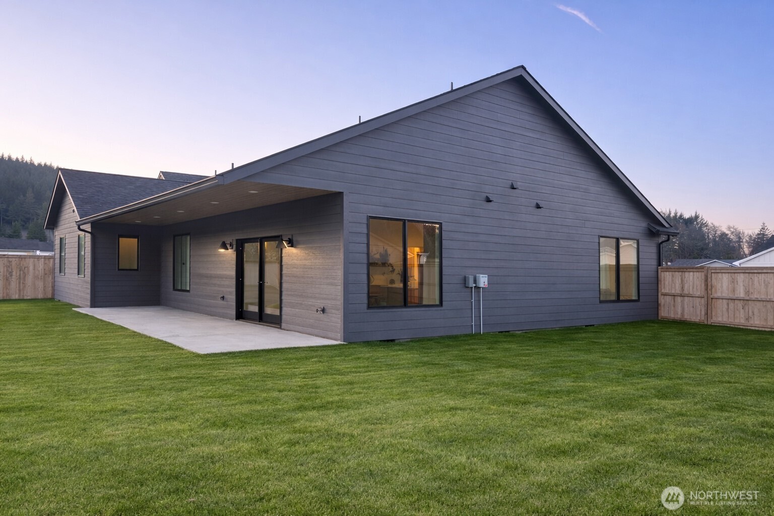 636 Prominence Street Winlock, WA 98596 - Photo 3 of 18 a view of front of a house with a yard
