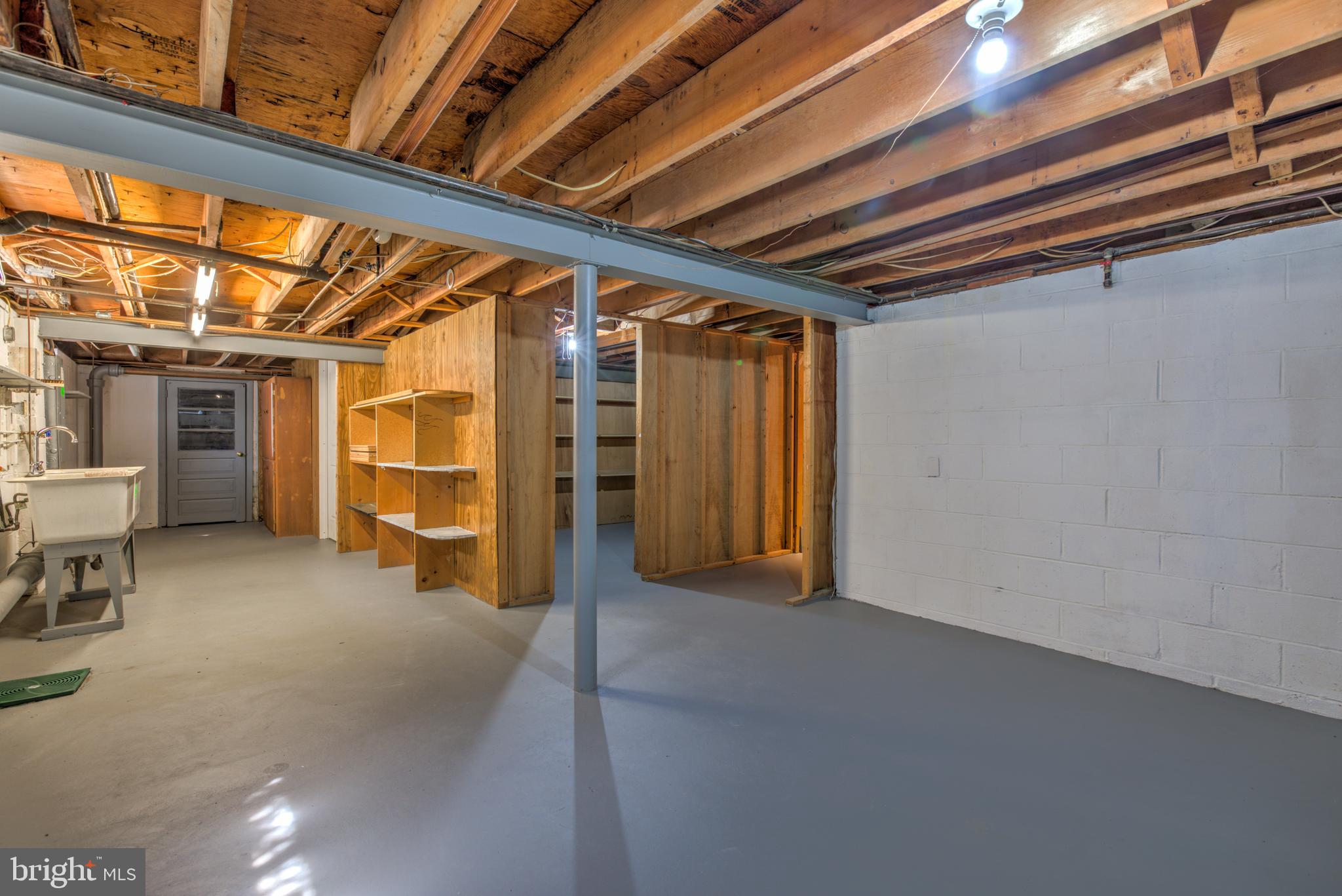 650 Edinburg Road Hamilton, NJ 08619 - Photo 24 of 31 Large basement