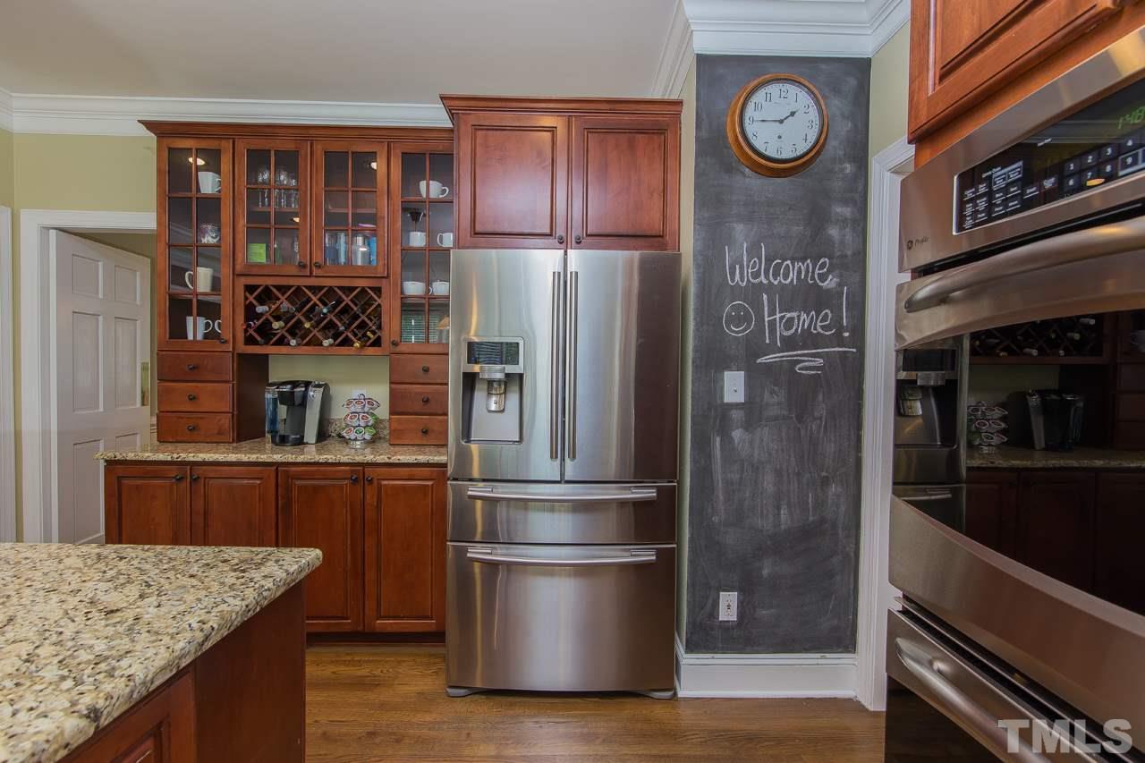 8713 Bell Grove Way Raleigh, NC 27615 - Photo 8 of 25
