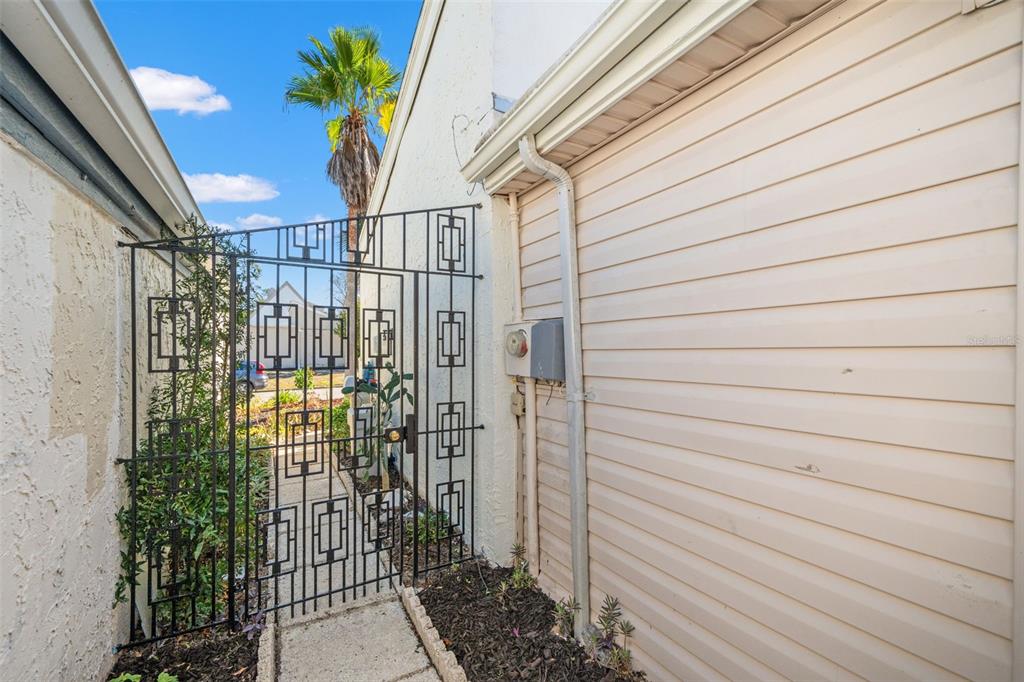 12701 Shell Point Drive Hudson, FL 34667 - Photo 5 of 29