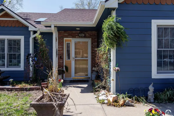 $406,000 | 505 Shoal Lane, Lawrence, KS 66044