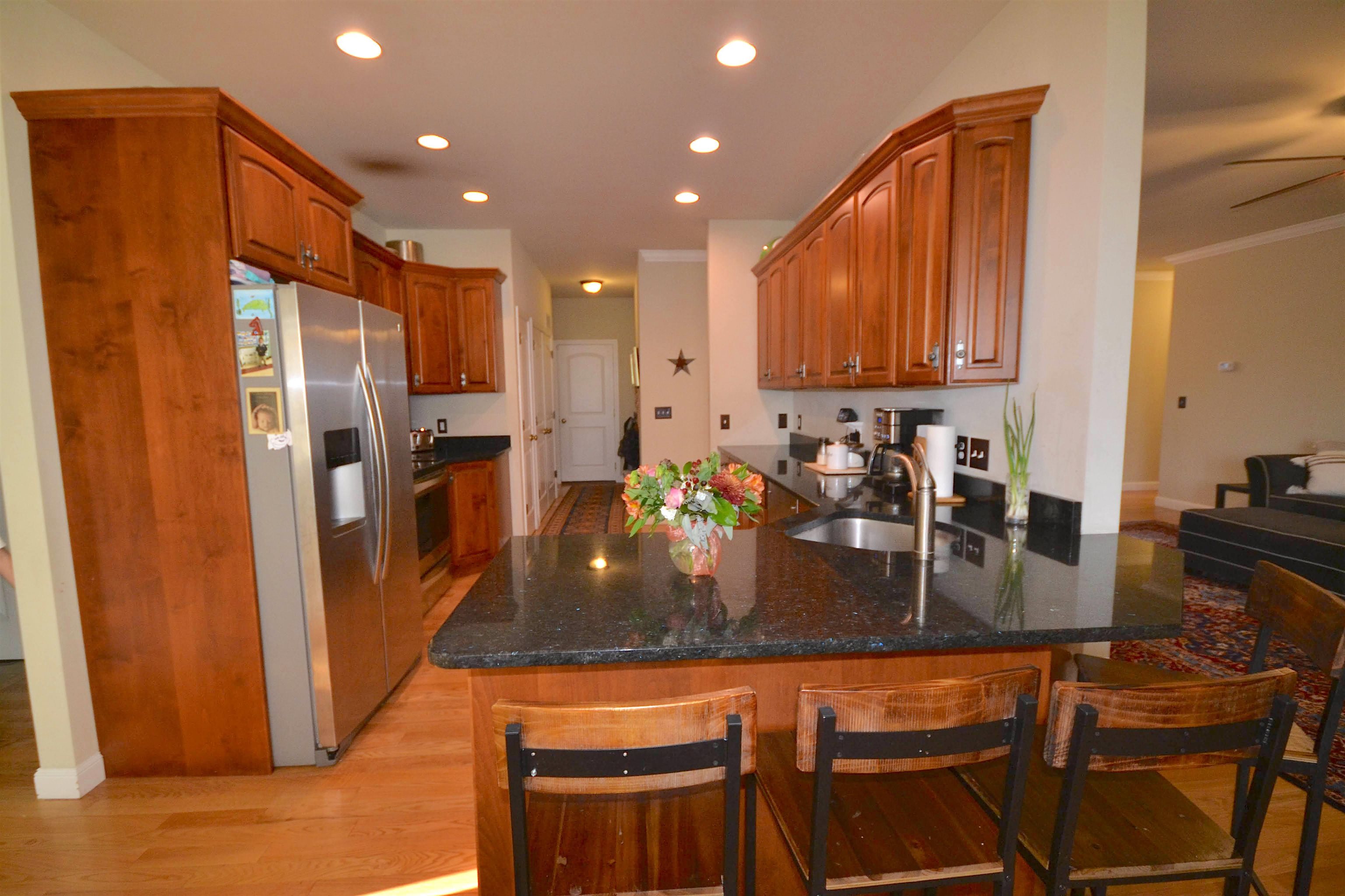 90 Springwood Way Manchester, NH 03102 - Photo 14 of 40