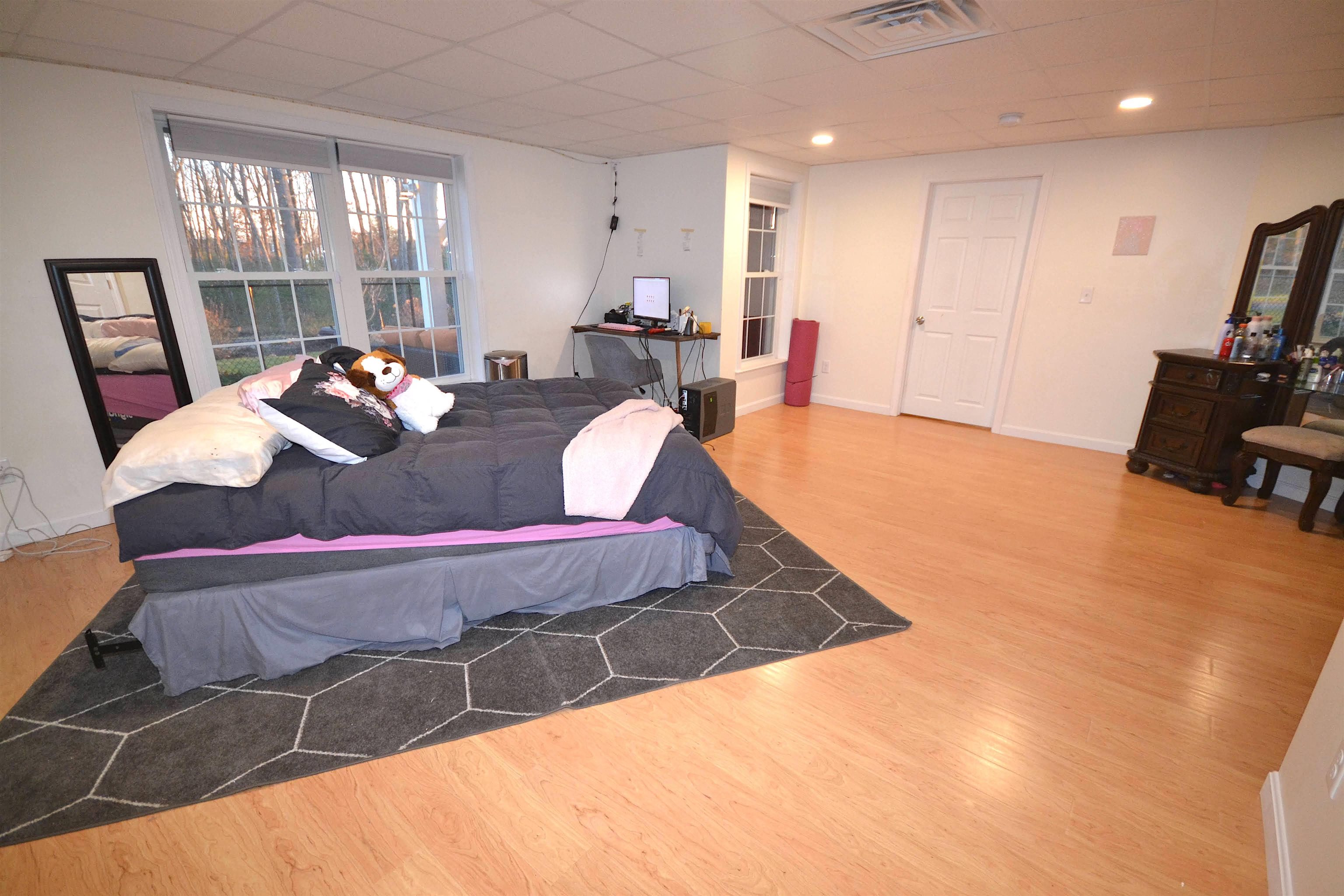 90 Springwood Way Manchester, NH 03102 - Photo 30 of 40