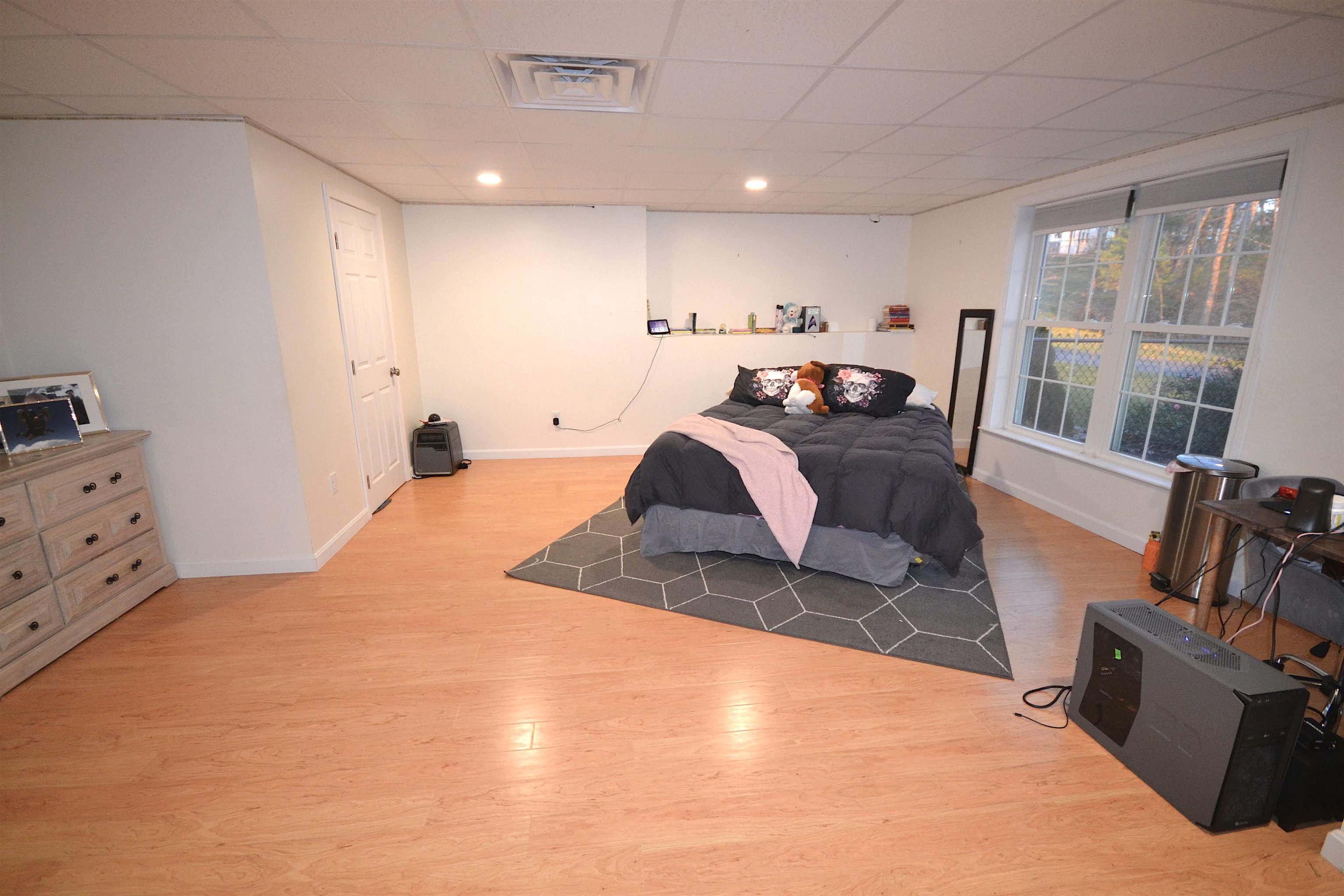 90 Springwood Way Manchester, NH 03102 - Photo 31 of 40