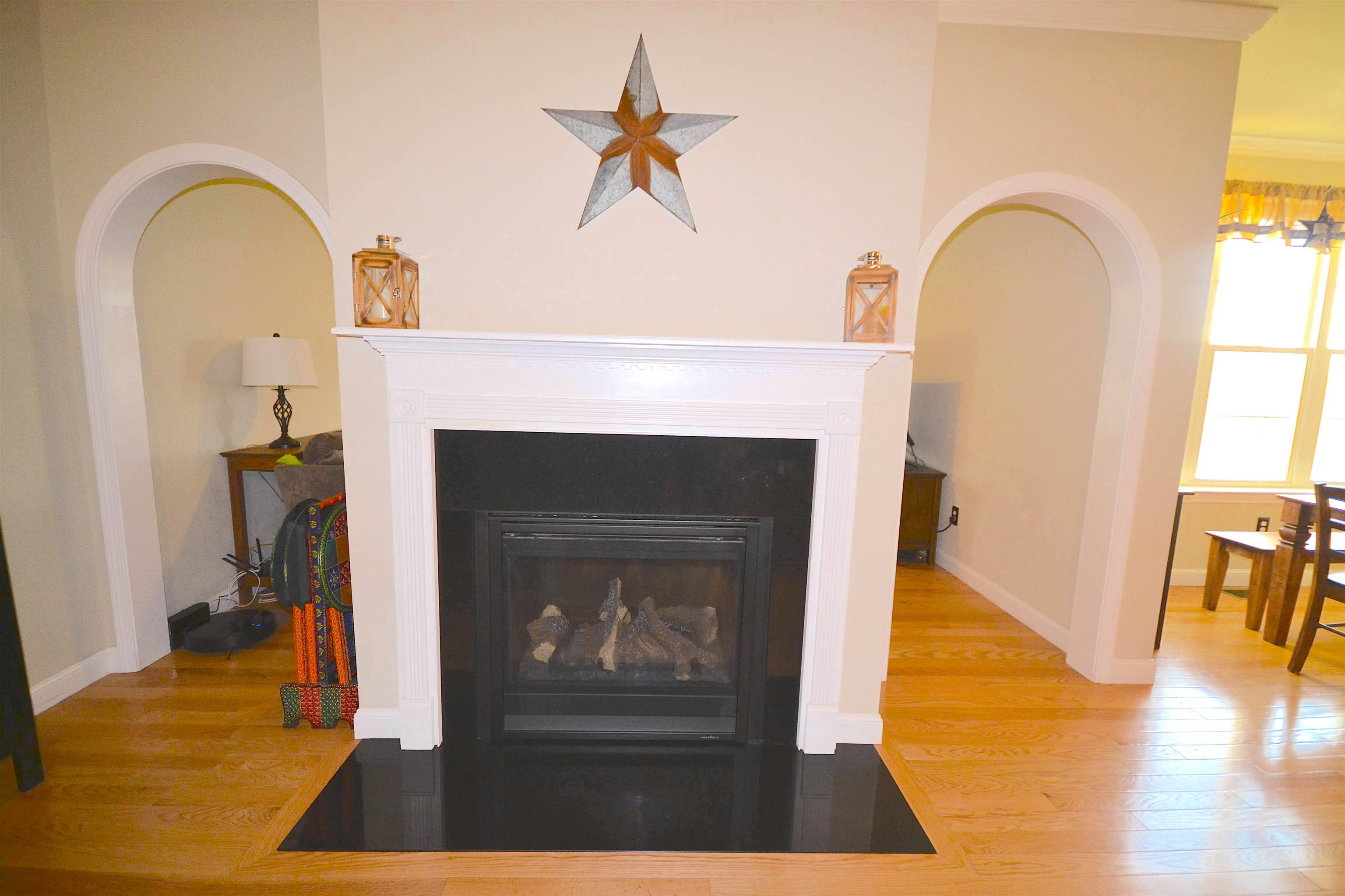 90 Springwood Way Manchester, NH 03102 - Photo 9 of 40