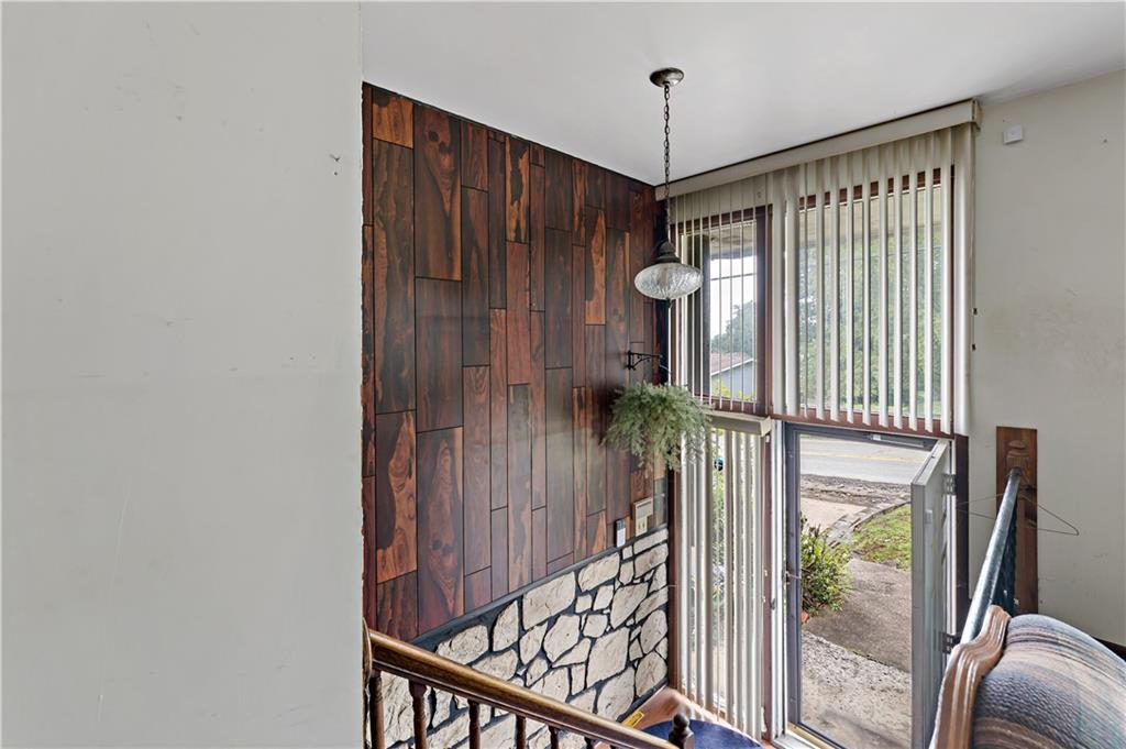 632 Monaca Road Aliquippa, PA 15001 - Photo 5 of 36 Gallery Image 5