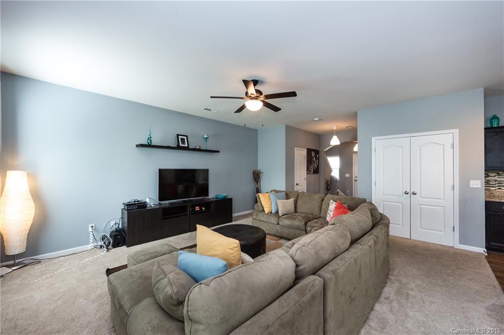 2202 Turtle Point Road, Unit 8 Charlotte, NC 28262 - Photo 13 of 35 Gallery Image 13