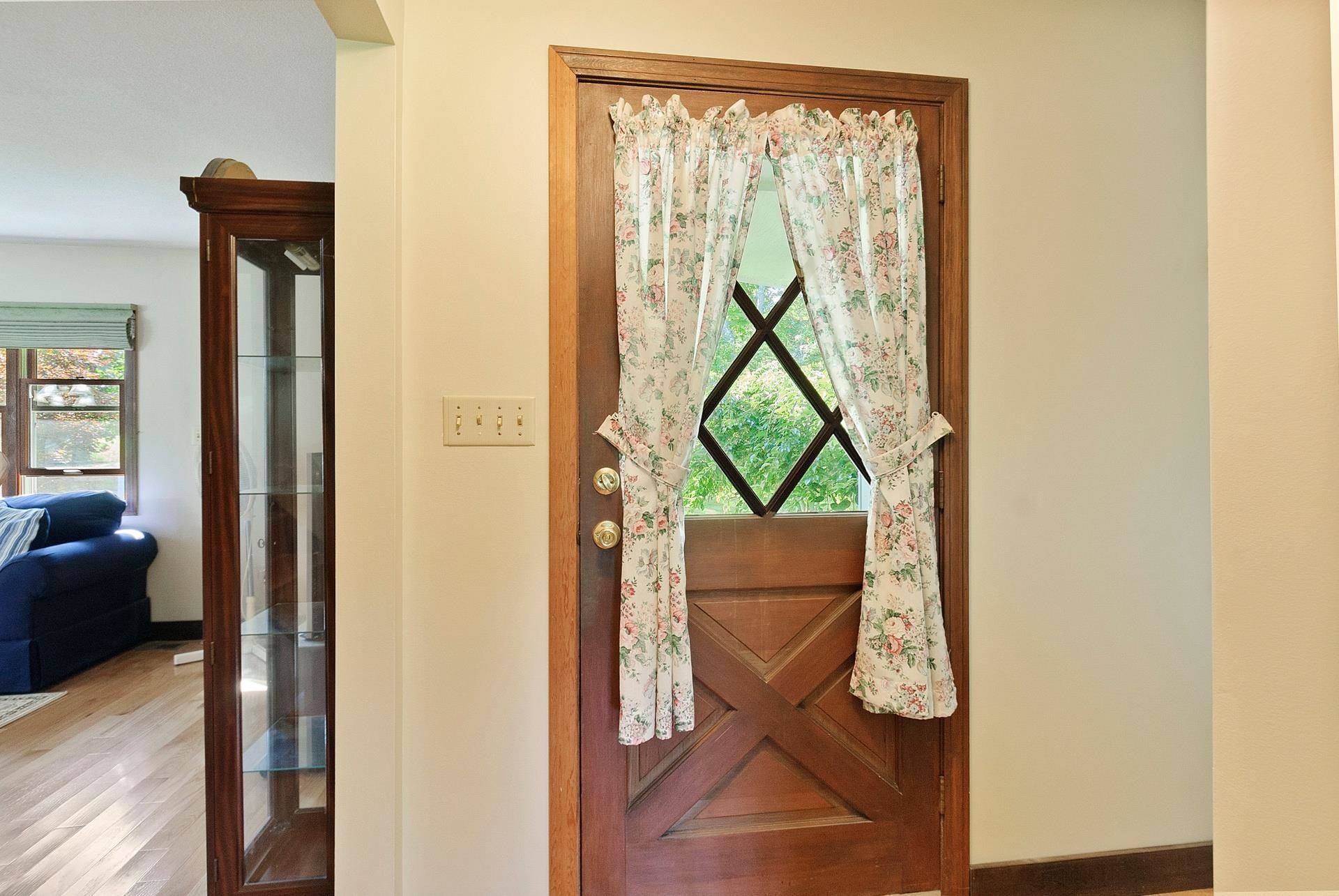 109 Union Road Stratham, NH 03885 - Photo 4 of 28