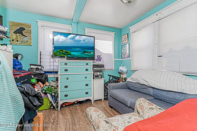 $524,000 | 4 Vreeland Street | Port Richmond