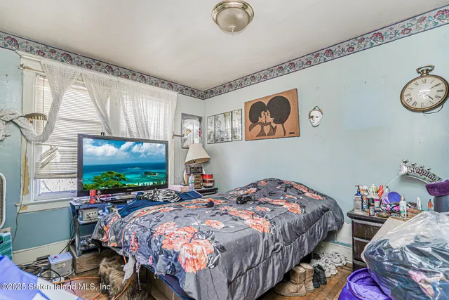 $524,000 | 4 Vreeland Street | Port Richmond