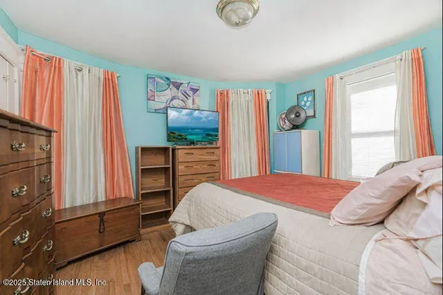 $524,000 | 4 Vreeland Street | Port Richmond