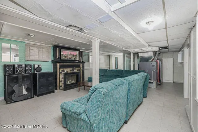 $524,000 | 4 Vreeland Street | Port Richmond