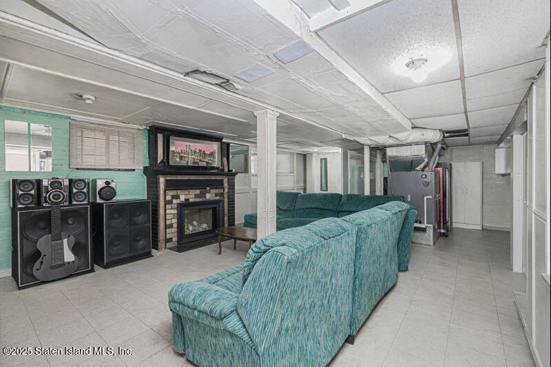 4 Vreeland Street Staten Island, NY 10302 - Photo 24 of 34 Photo Dec 18 2025, 12 56 47 PM