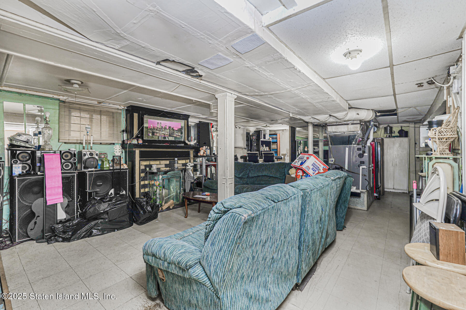 4 Vreeland Street Staten Island, NY 10302 - Photo 25 of 34 Photo Dec 18 2025, 12 56 47 PM