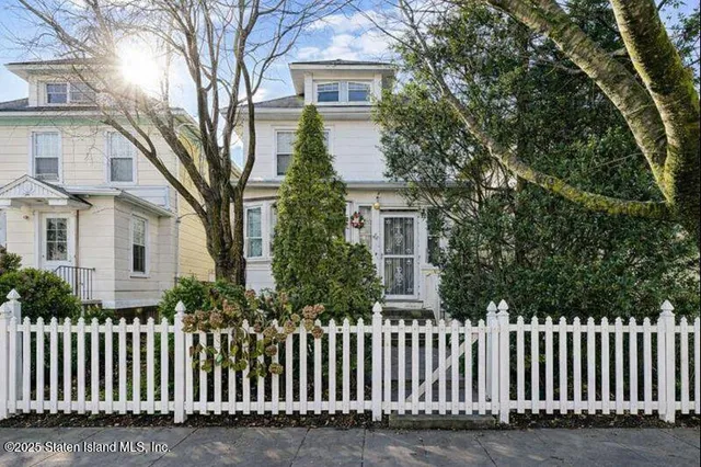 $524,000 | 4 Vreeland Street | Port Richmond