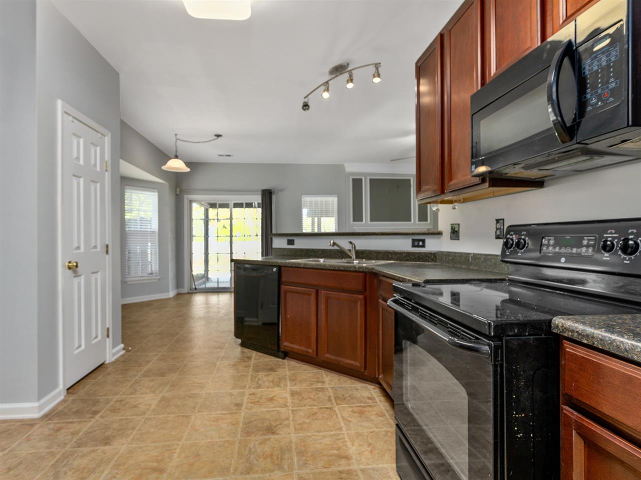 120 Castleton Circle Boiling Springs, SC 29316 - Photo 9 of 32