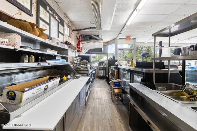 $1,350,000 | 423 Quail Street, Albany, NY 12208