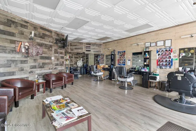 $1,350,000 | 423 Quail Street, Albany, NY 12208