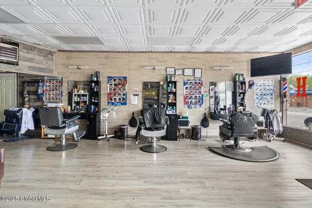 $1,350,000 | 423 Quail Street, Albany, NY 12208