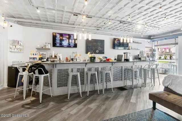 $1,350,000 | 423 Quail Street, Albany, NY 12208