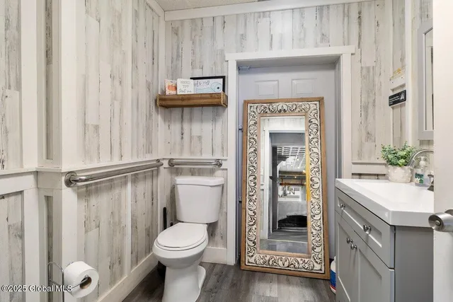 $1,350,000 | 423 Quail Street, Albany, NY 12208