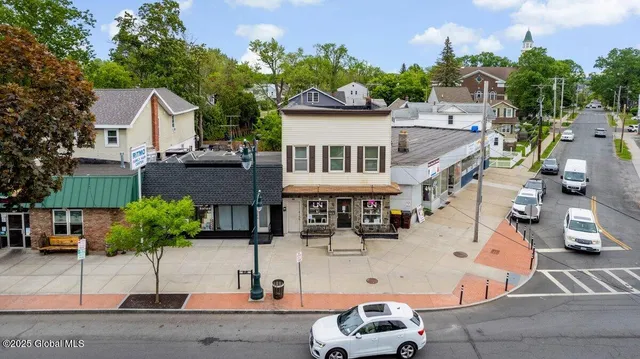 $1,350,000 | 423 Quail Street, Albany, NY 12208