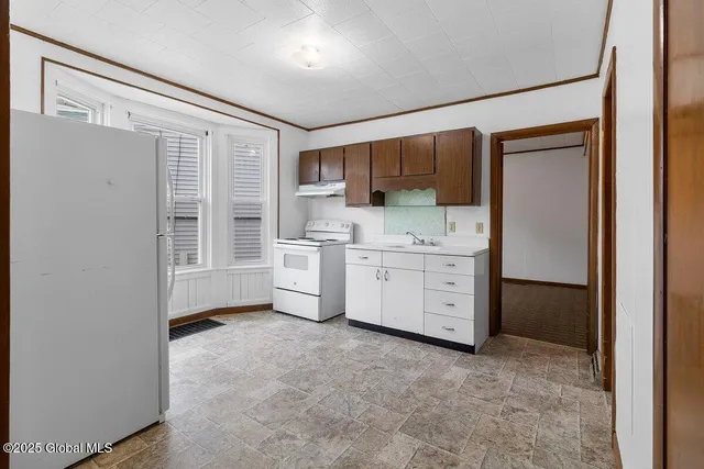 $1,350,000 | 423 Quail Street, Albany, NY 12208