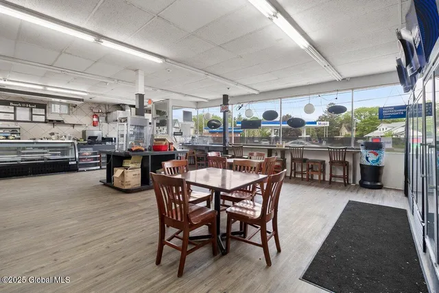 $1,350,000 | 423 Quail Street, Albany, NY 12208