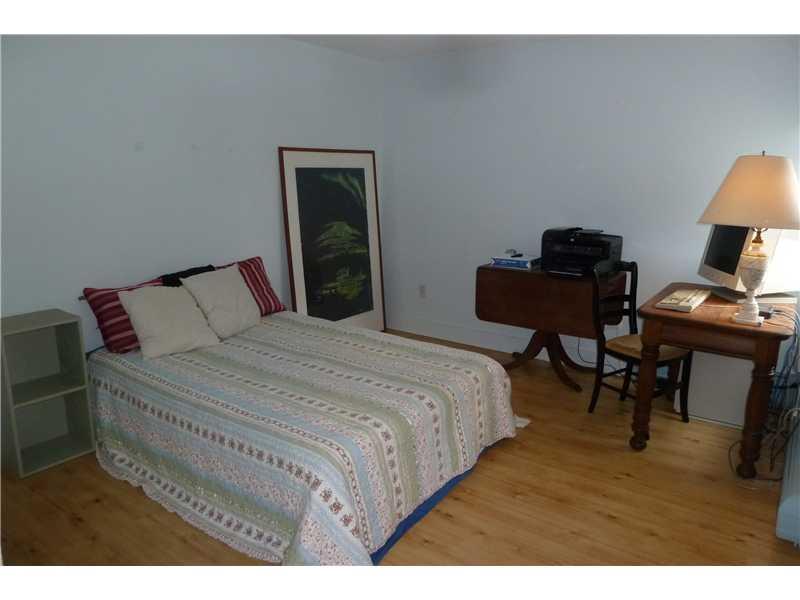 38 Maple Avenue Kennebunk, ME 04043 - Photo 18 of 23 Bedroom. Another second floor...