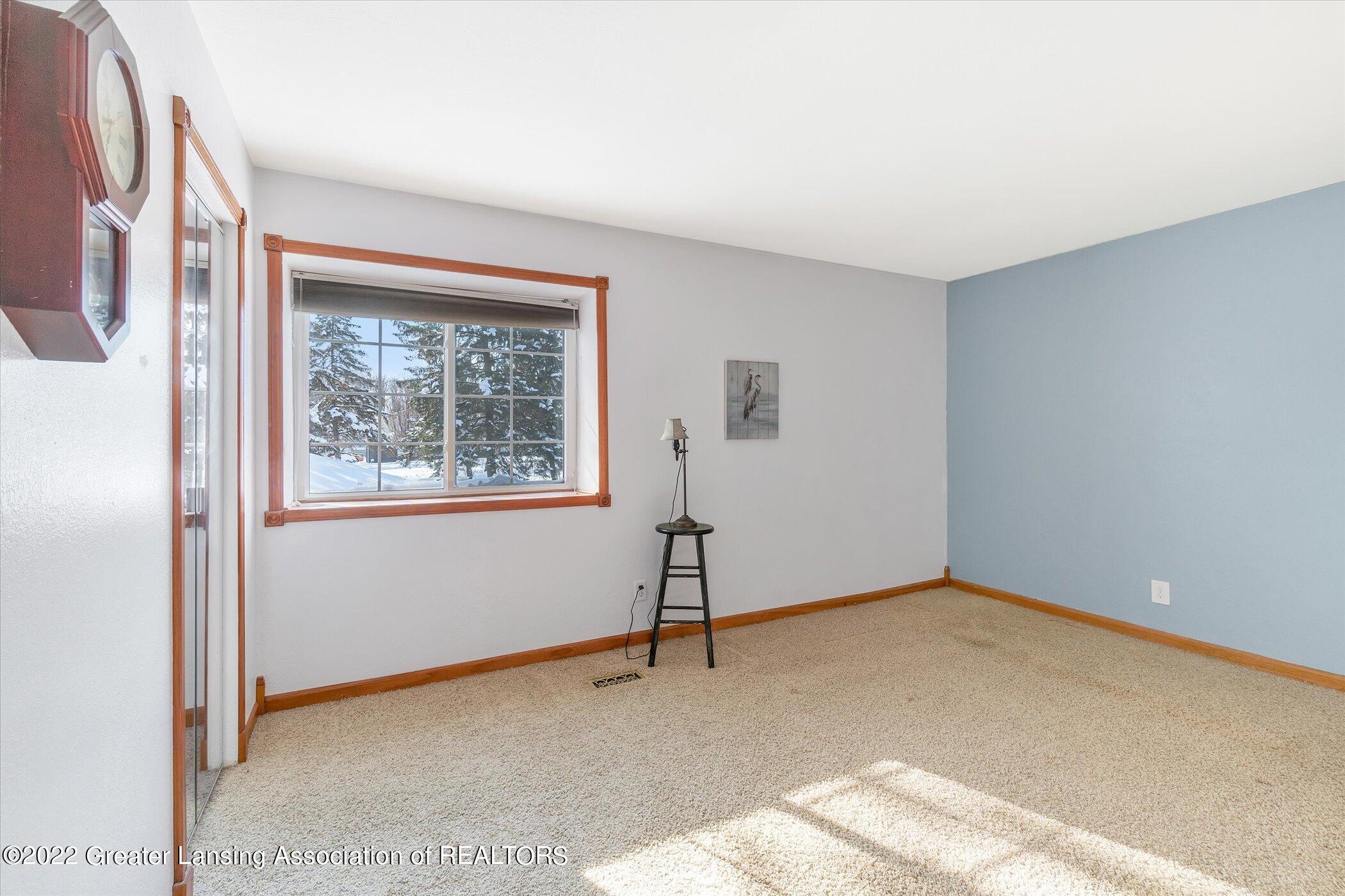 3926 Hunters Ridge Drive, Unit 2 Lansing, MI 48911 - Photo 17 of 28 21-3926-Hunters-Ridge-Dr-WindowStill-Rea