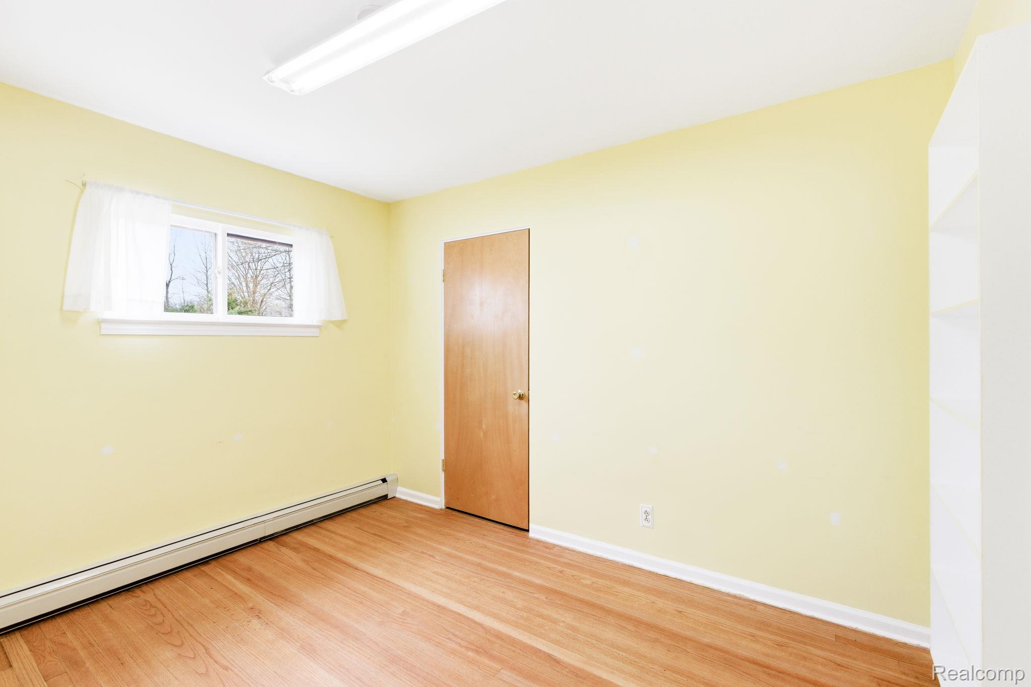 4602 Howard Road Smiths Creek, MI 48074 - Photo 18 of 38 4602 Howard Rd (23).jpg