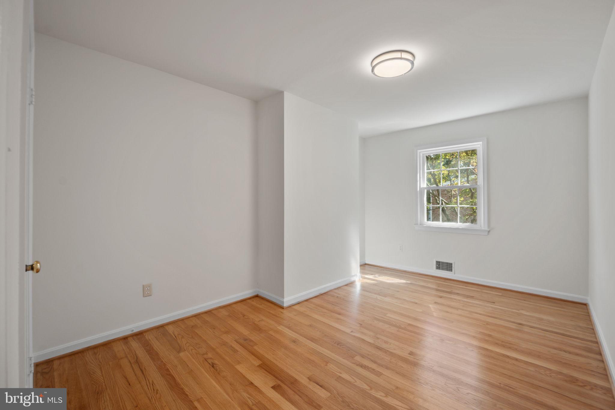 6805 Baron Road McLean, VA 22101 - Photo 23 of 56 Gallery Image 23